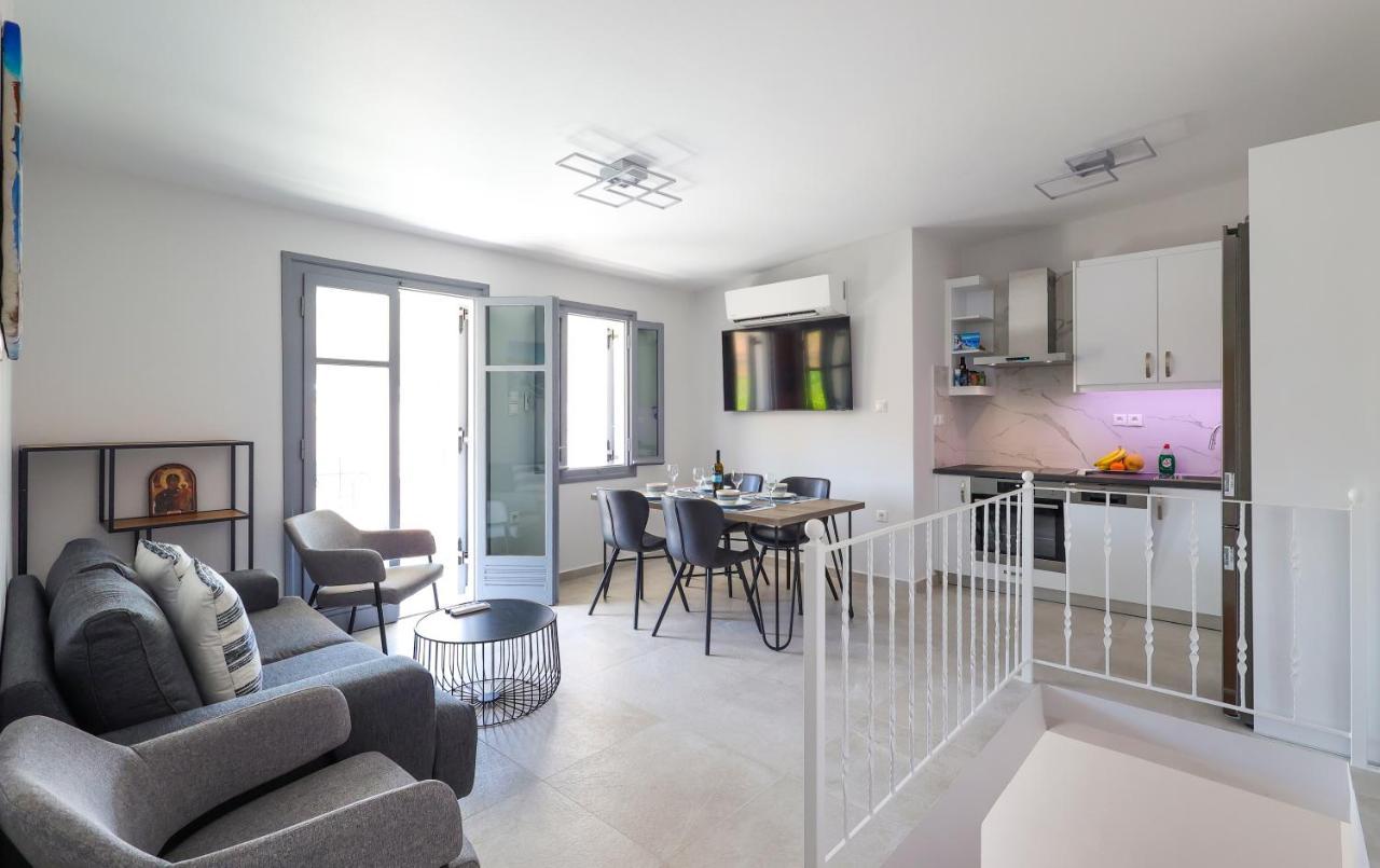 Axs First Floor Apartment Aegina Town Exterior photo